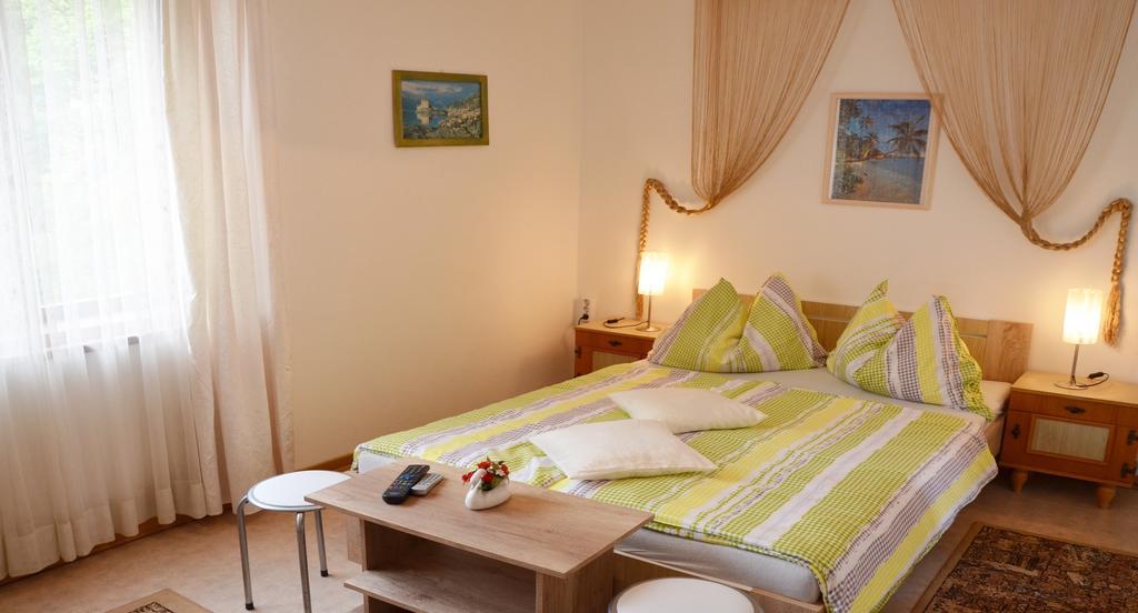 Gasthof-Pension Karawankenblick Pörtschach am Wörthersee Esterno foto